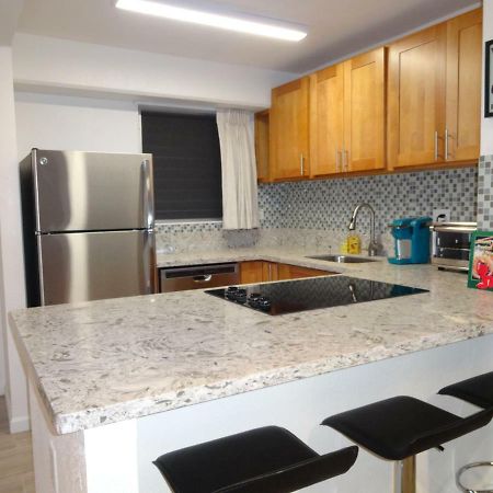 Апартаменти Waikiki 2Br King/King Beds Newly Renovated Гонолулу Екстер'єр фото