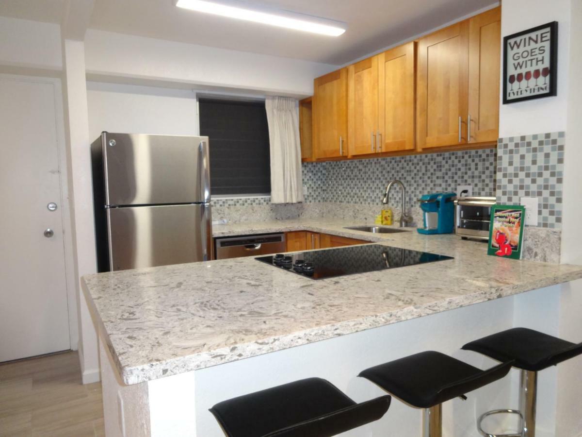 Апартаменти Waikiki 2Br King/King Beds Newly Renovated Гонолулу Екстер'єр фото